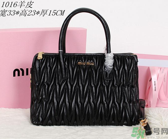 miumiu是哪個國家的牌子？miumiu是prada旗下的嗎？