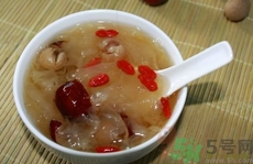 銀耳可以和什么一起煮?銀耳和什么一起煮湯好? 銀耳可以和什么一起煮?銀耳和什么一起煮湯好?