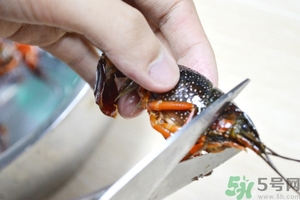 活蝦怎么處理干凈蝦線(xiàn)？活蝦怎么去蝦線(xiàn)？