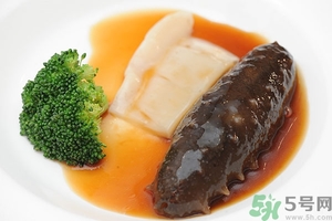 活海參和干海參哪個好？活海參好還是干海參好？