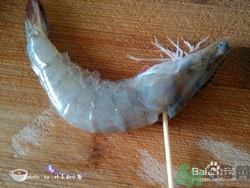 活蝦怎么處理干凈蝦線(xiàn)？活蝦怎么去蝦線(xiàn)？