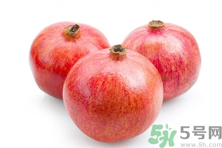 石榴的營養(yǎng)價值 石榴的功效與作用 石榴的營養(yǎng)價值 石榴的功效與作用