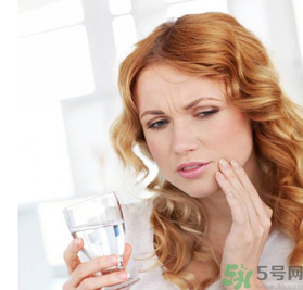 牙齒酸軟是怎么回事？牙齒酸軟怎么辦？