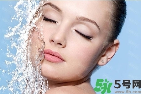 補(bǔ)水面膜怎么選擇？補(bǔ)水的面膜可以天天敷嗎？