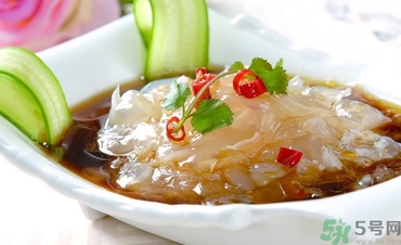 海蜇可以生吃嗎？海蜇可以炒著吃嗎？