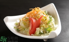 海蜇和葡萄可以一起吃嗎？海蜇和葡萄一起吃好不好？