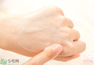 資生堂護手霜怎么樣？資生堂護手霜100g紅罐好用嗎？