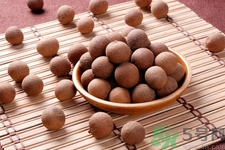 干桂圓怎么吃不上火？吃干桂圓有什么好處？