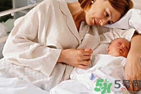 秋天怎么坐月子？秋天坐月子需要注意什么？