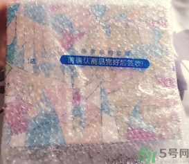 溫碧泉護(hù)手霜怎么樣?溫碧泉護(hù)手霜好用嗎? 溫碧泉護(hù)手霜怎么樣?溫碧泉護(hù)手霜好用嗎?