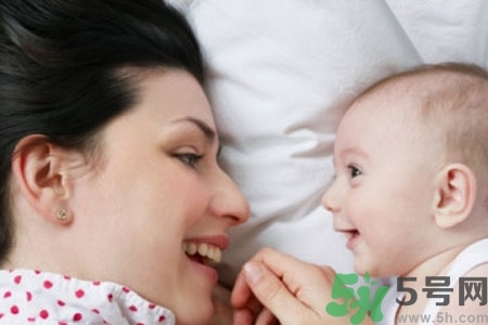 胎兒多久可以看出性別？B超幾個月能看出男孩女孩？