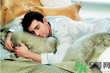 晚上如何快速入睡？快速入睡的方法有哪些？