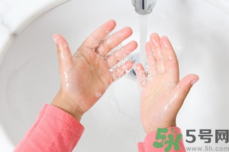 用洗手液洗手好嗎？洗手液和香皂哪個洗手更好？