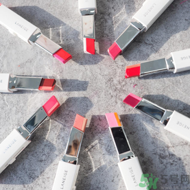 蘭芝雙色口紅哪個(gè)顏色好看？蘭芝雙色口紅怎么涂？