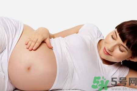 孕婦秋季洗頭多久一次？孕期洗頭一周幾次最好？