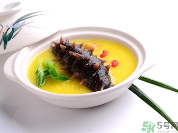 海參可以和雞蛋一起吃嗎？海參可以和雞一起煲湯嗎？