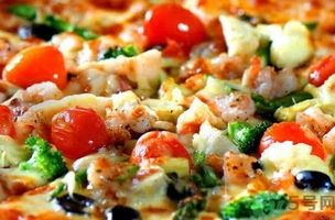披薩的營(yíng)養(yǎng)價(jià)值 披薩的功效與作用及食用方法 披薩的營(yíng)養(yǎng)價(jià)值 披薩的功效與作用及食用方法