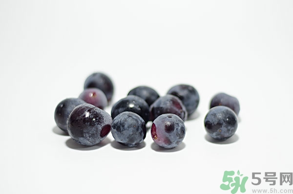 來(lái)月經(jīng)可以吃葡萄嗎?月經(jīng)期間吃葡萄好嗎?