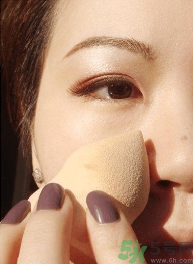 葫蘆海綿粉撲怎么用？葫蘆粉撲使用方法