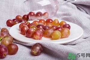 葡萄籽怎么吃效果最好？無(wú)籽葡萄對(duì)身體有害嗎？