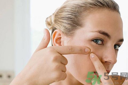 孕婦臉上長痘痘怎么回事？孕婦長痘痘怎么辦？