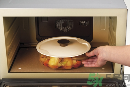 微波爐食品安全嗎？微波爐正確使用的方法是什么？