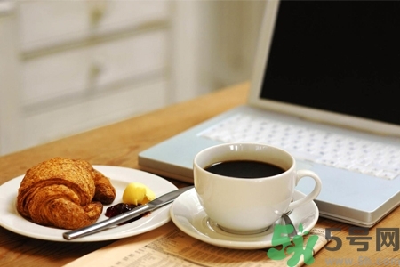 咖啡結塊是壞了嗎？咖啡結塊還能喝嗎？