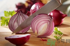 吃洋蔥的好處和壞處是什么？吃洋蔥可以降血糖嗎？