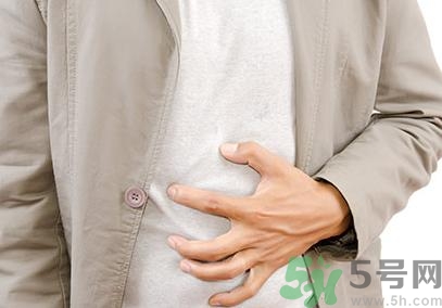 沒(méi)吃飯肚子卻很脹是這么回事?為什么不吃飯肚子還不癟 沒(méi)吃飯肚子卻很脹是這么回事?為什么不吃飯肚子還不癟