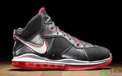 耐克鞋子開(kāi)膠怎么辦？耐克鞋子脫膠怎么處理？