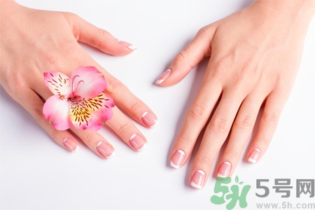 手部如何護理？秋季怎樣預(yù)防皮膚干燥？