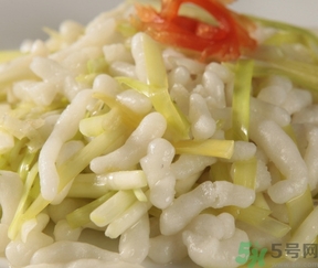 韭黃變青了還可以吃嗎？韭黃變綠了是怎么回事？