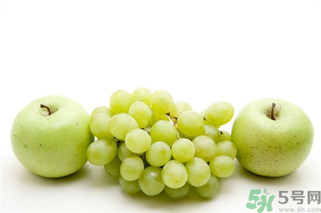 葡萄和蘋果可以一起吃嗎？葡萄和蘋果可以一起榨汁嗎？