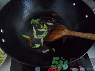 韭黃是怎么長出來的？韭黃是怎么種出來的？