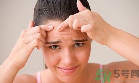 晚上要不要擦護(hù)膚品？晚上不擦護(hù)膚品好嗎？