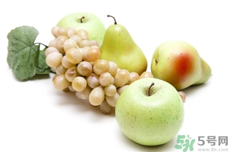葡萄和蘋果可以一起吃嗎？葡萄和蘋果可以一起榨汁嗎？