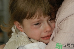 如何讓孩子不哭？孩子不哭正常嗎？