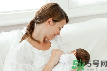 寶寶夜奶什么時候斷開？寶寶夜奶怎么斷