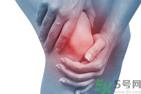 來月經(jīng)前膝蓋疼怎么回事？月經(jīng)膝蓋疼怎么辦？