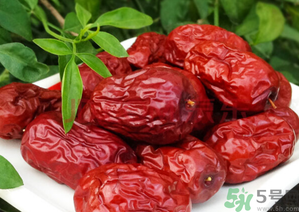 灰棗和紅棗哪種營養(yǎng)高？灰棗和紅棗的區(qū)別