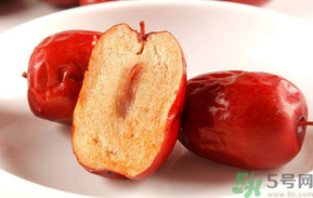 灰棗和紅棗哪種營養(yǎng)高？灰棗和紅棗的區(qū)別