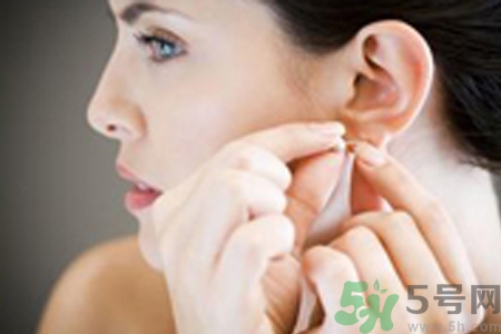 過敏體質(zhì)能打耳洞嗎？疤痕體質(zhì)可以穿耳洞嗎？