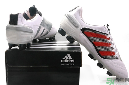 阿迪達斯鞋子怎么辨別真假？阿迪達斯鞋子辨別真假