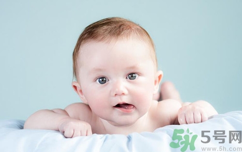 人工和試管區(qū)別在哪里？試管嬰兒的利與弊