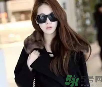 皮膚不白的人染什么顏色的頭發(fā)？頭發(fā)顏色怎么選擇？