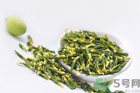 新鮮蓮子可以多吃嗎?新鮮蓮子吃多了會(huì)怎么樣 新鮮蓮子可以多吃嗎?新鮮蓮子吃多了會(huì)怎么樣