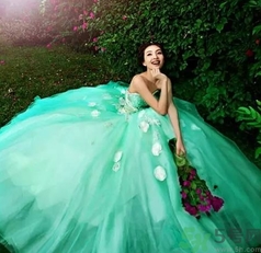 結(jié)婚可以穿綠色衣服嗎？結(jié)婚為什么穿綠鞋子？