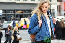 10月可以穿牛仔外套嗎？牛仔外套怎么穿最好看？