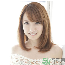 皮膚不白的人染什么顏色的頭發(fā)？頭發(fā)顏色怎么選擇？