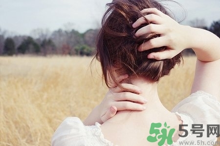 夏天曬黑了多久恢復(fù)？夏天曬黑了怎么白回來？